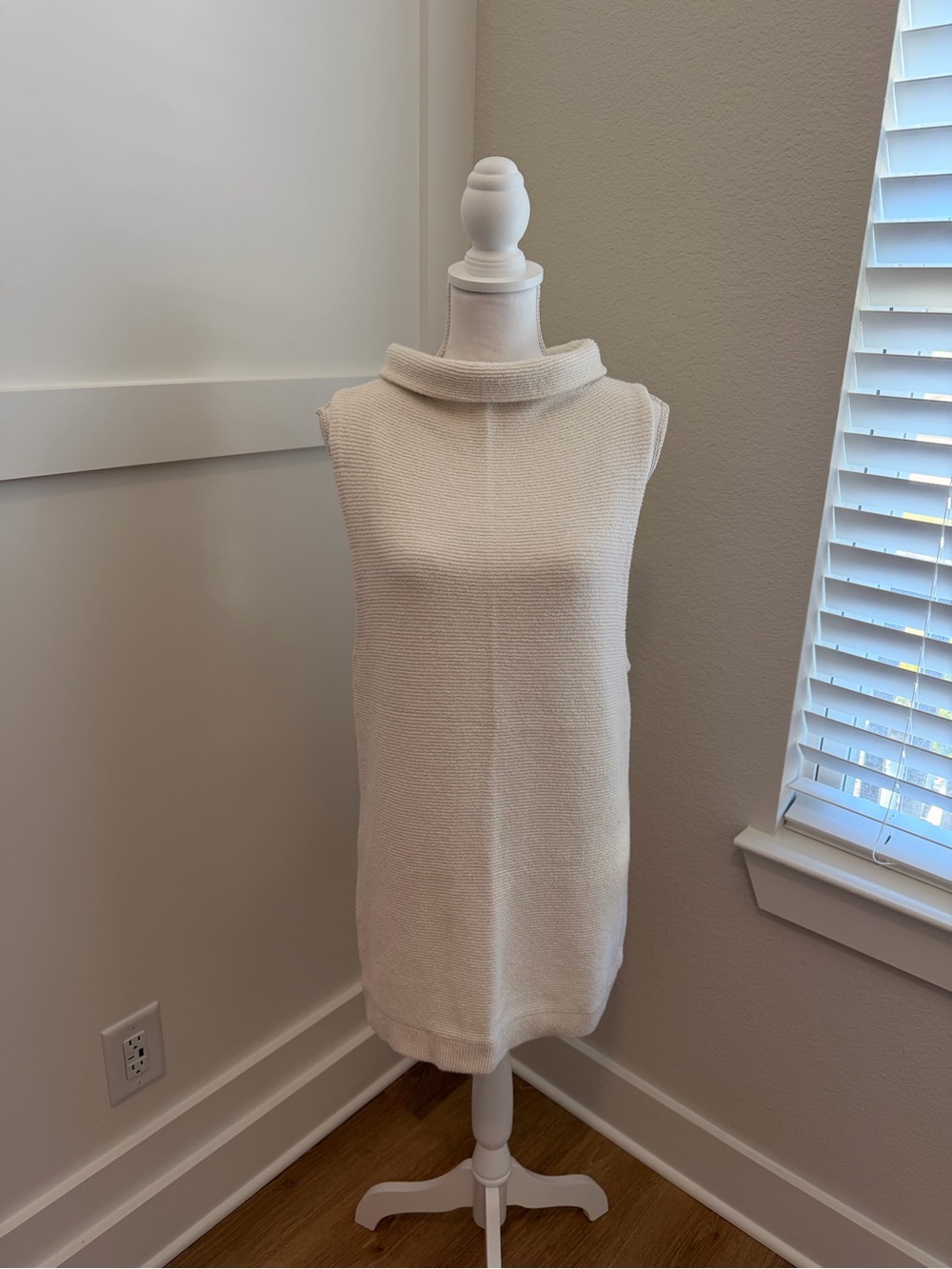 ✨ Free People Cream Sleeveless Sweater Tunic Dress – Size Small